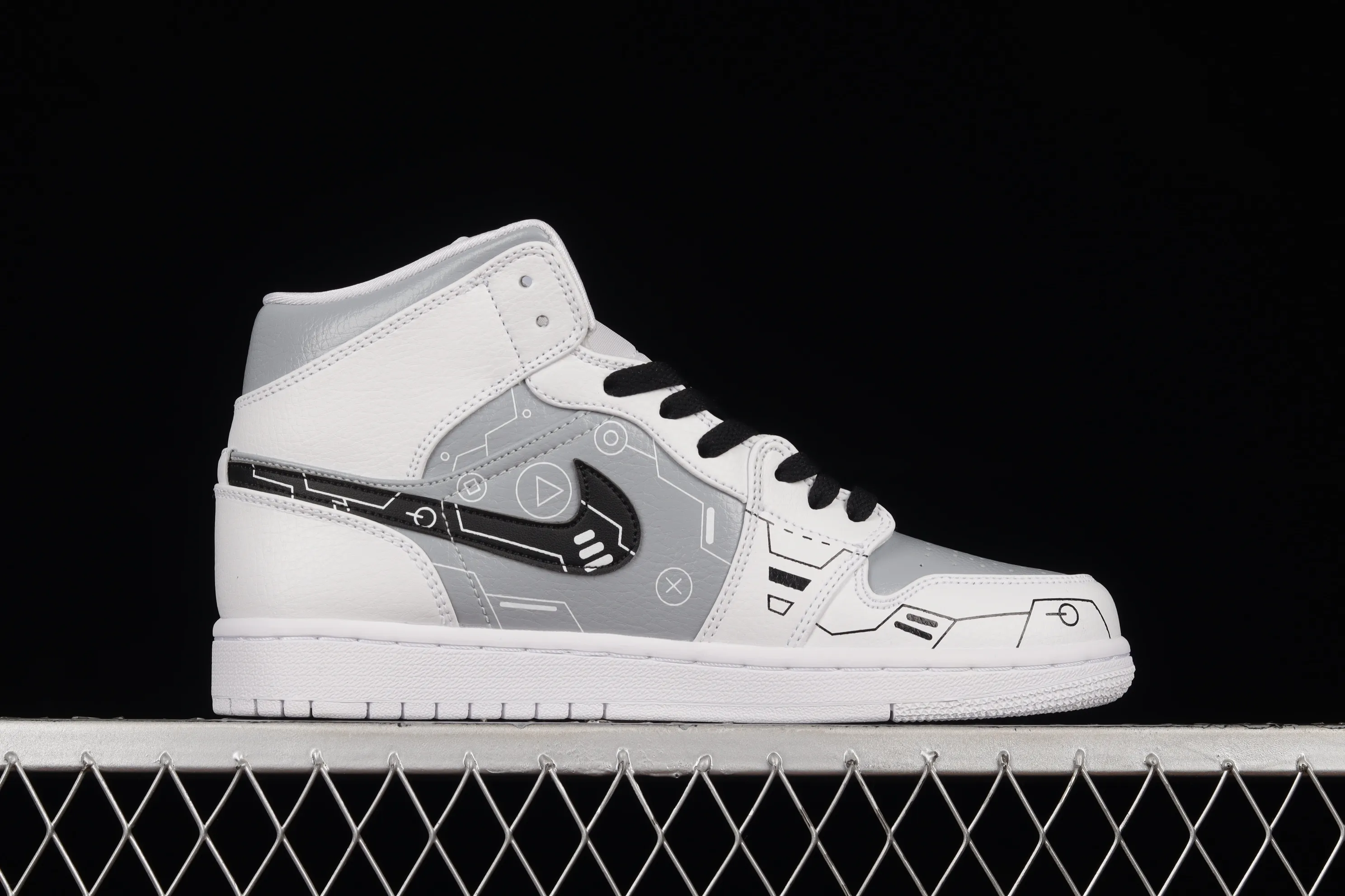 All categories Air Jordan Jordan series basketball shoes Air Jordan 1 Mid Air Jordan 1 Mid "PS5" AJ1 Joe 1 theme video game black and white gray mid-top basketball shoes 554724-129